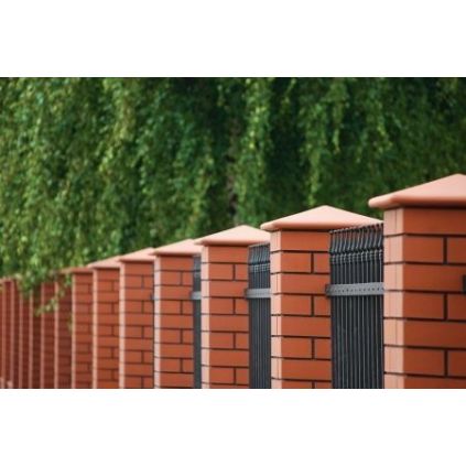 Cap-cap ceramic 310x310 on the fence...