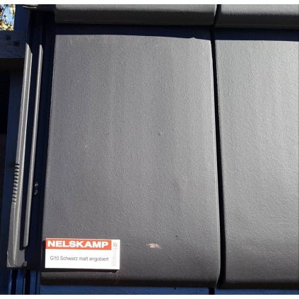 Tile flat Nelskamp G 10 schwarz matt