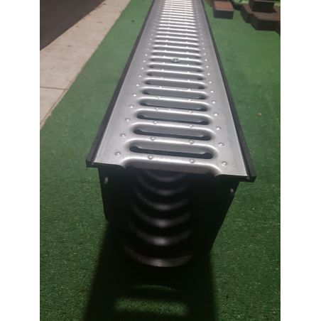 Лоток Recyfix 010 в комплекте с решёткой стальной