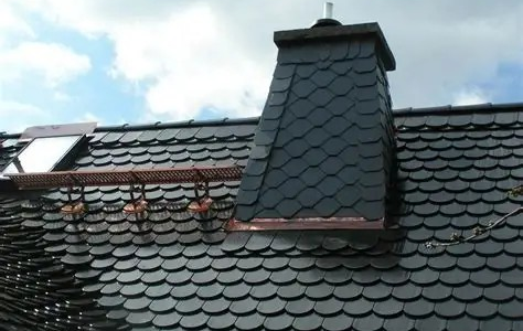 Сланец натуральный в отделке дымохода